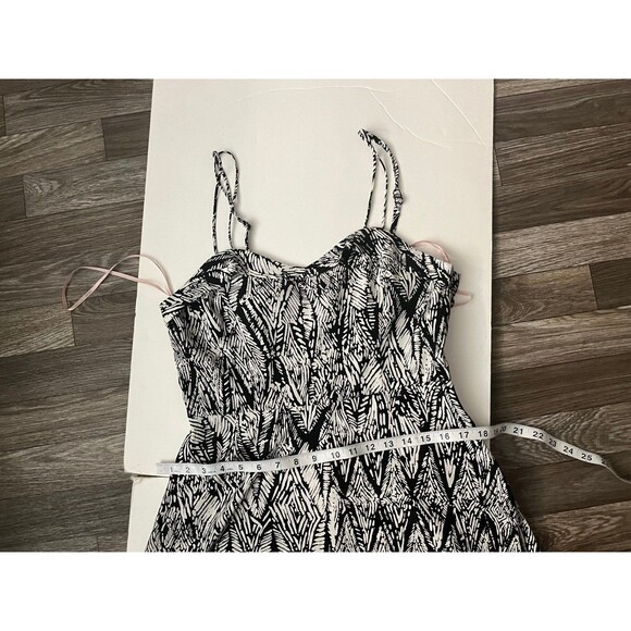 Forever 21 Women’s a line dress medium sleeveless Sweetheart Adjustable straps - Picture 10 of 12